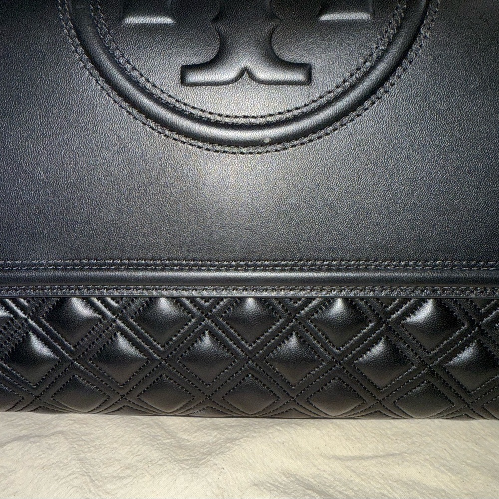 Tory Burch Black Quilted Shoulder Bag & Tory Burch Fleming Slim Wallet - Picture 3 of 16